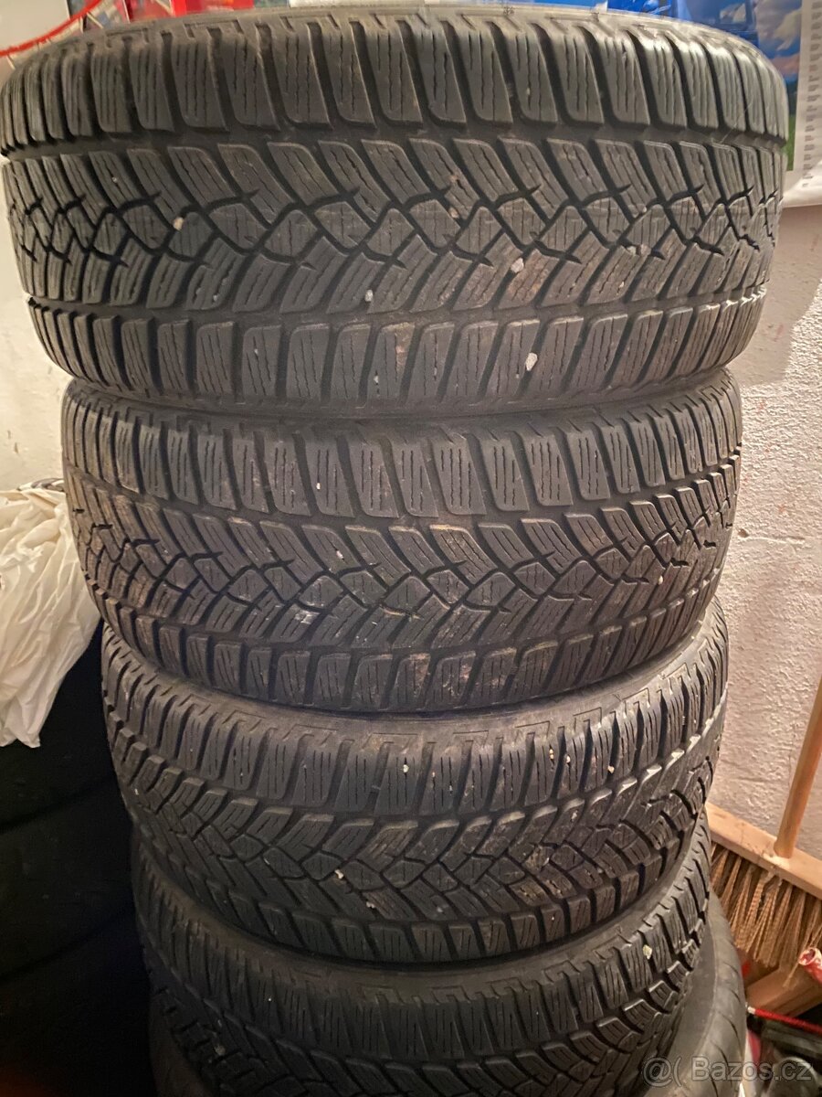 Prodám sadu zimních pneu 225/45/18 95V