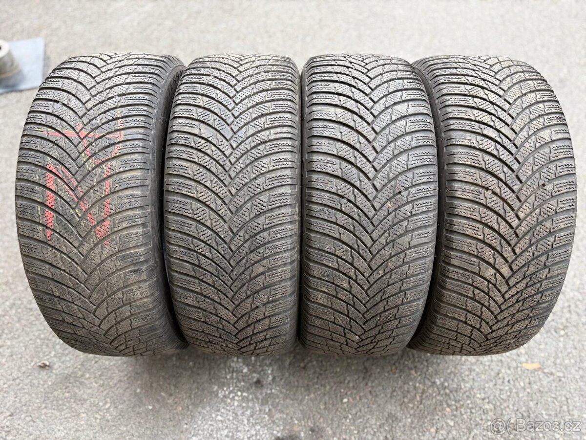 4x zimní 235/50 R19 103V FIRESTONE Winterhawk 4