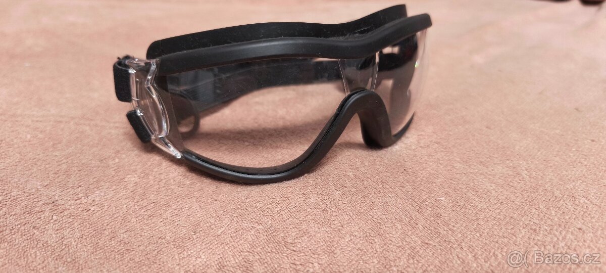 Brýle pro psa