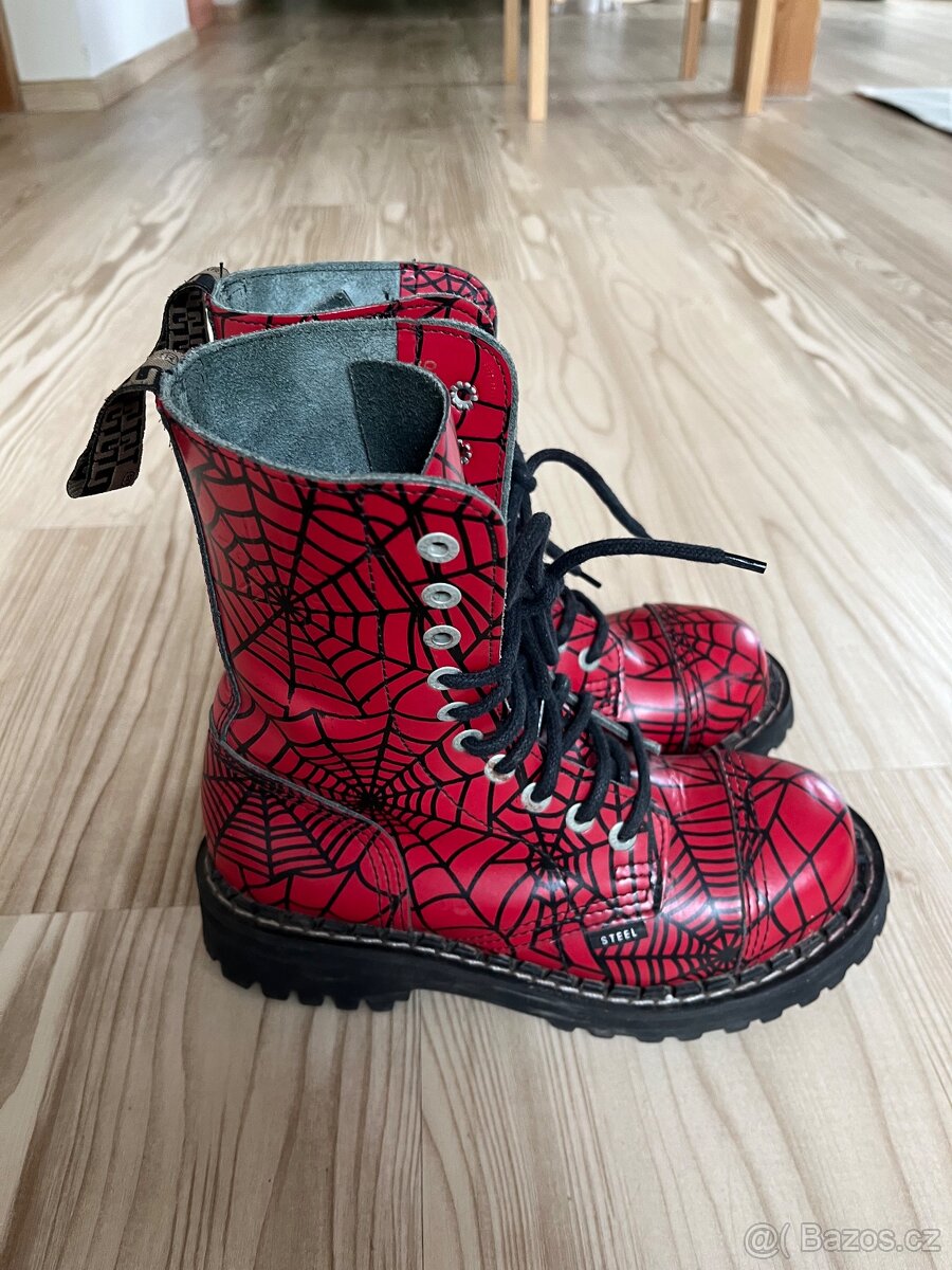 Boty/glady Steel spider web vel.36