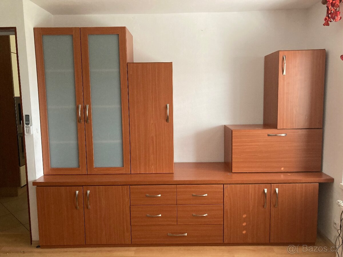 Nabytek do ložnice/obyvaku