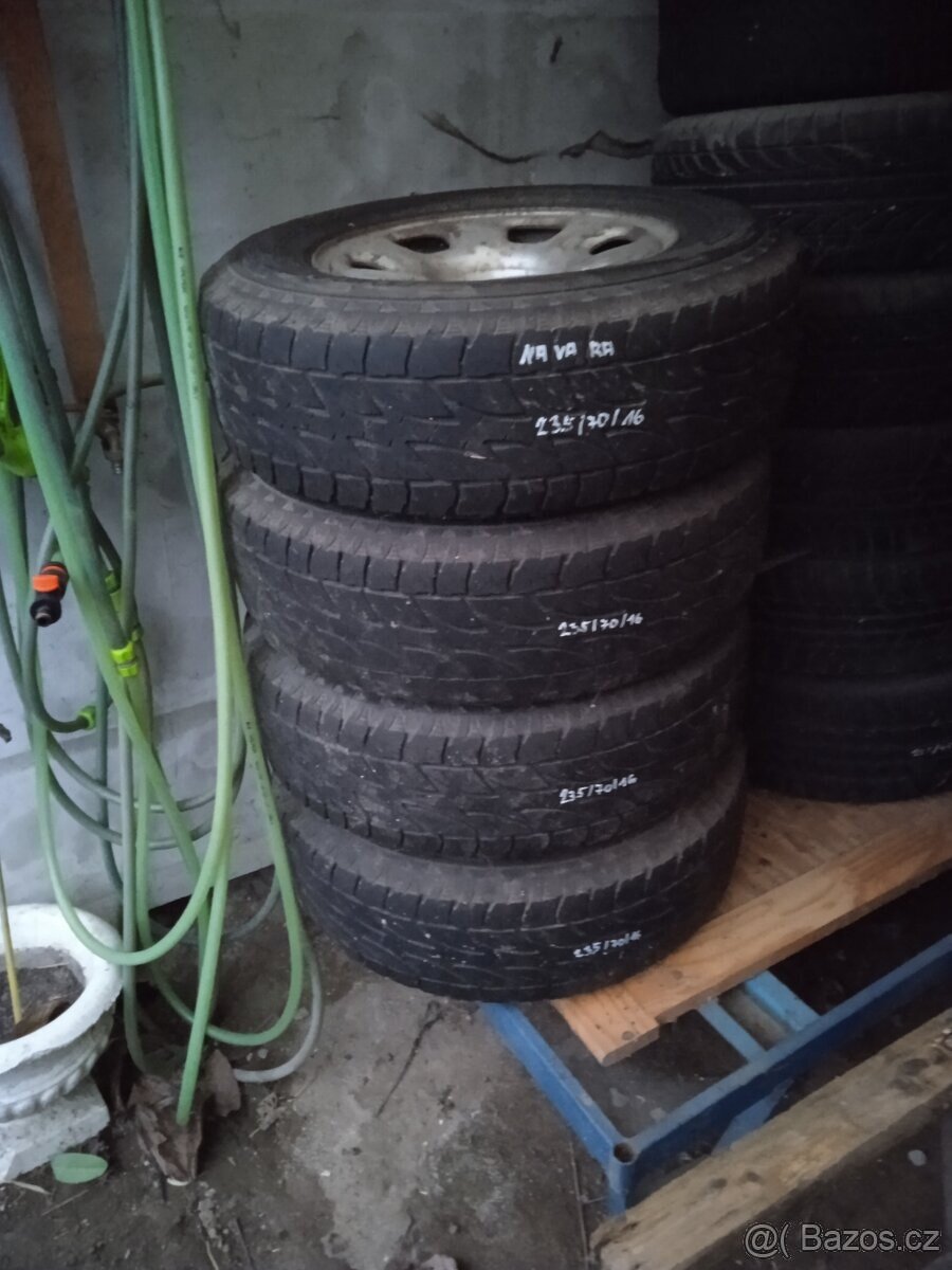 Nissan Navara D40 kola 16"