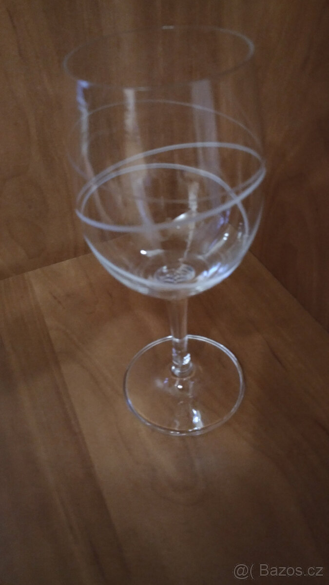 Sklenice na víno Kruhy (6 ks)