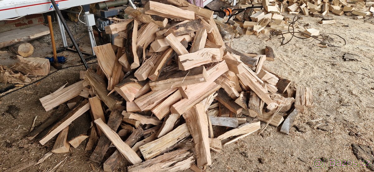 Palivové dřevo tvrdé , suché