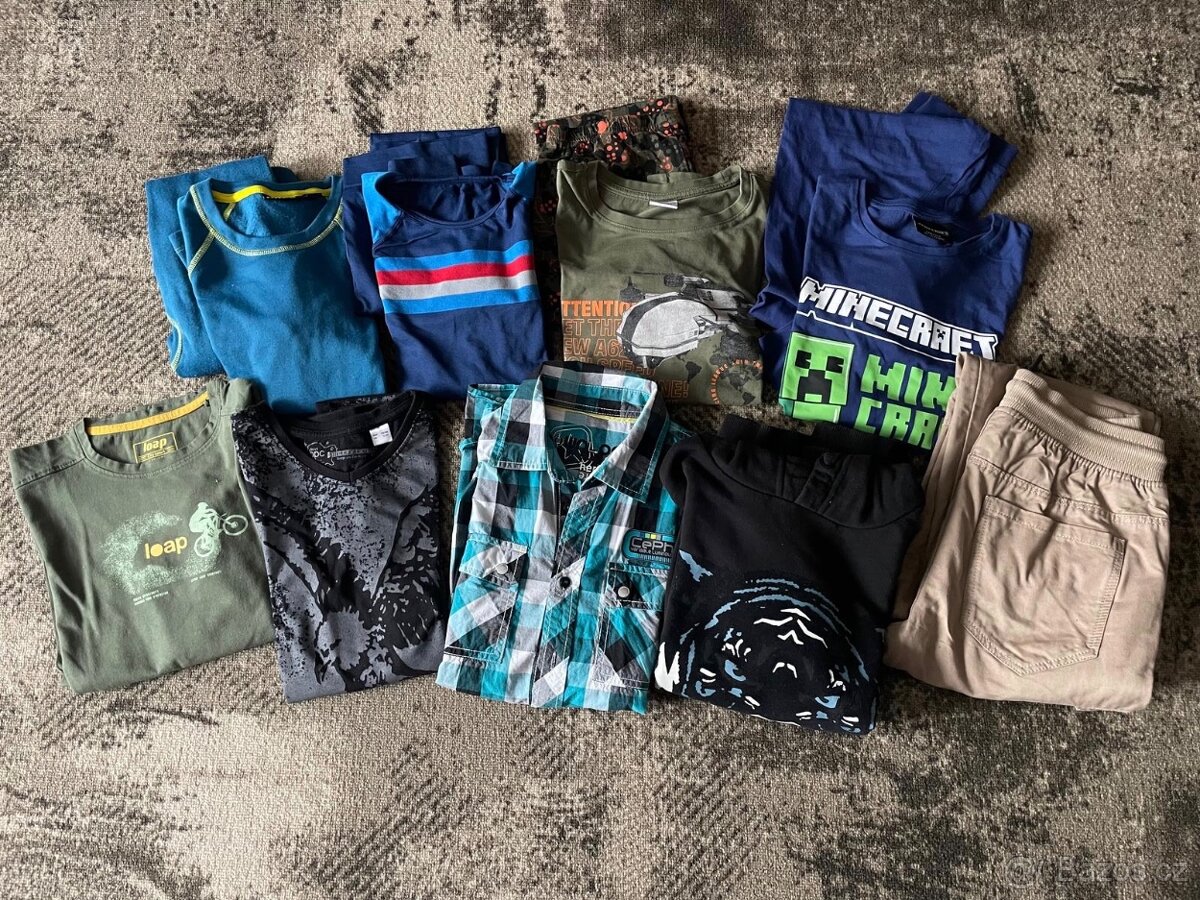 Balík oblečení pro kluka vel. 146-152