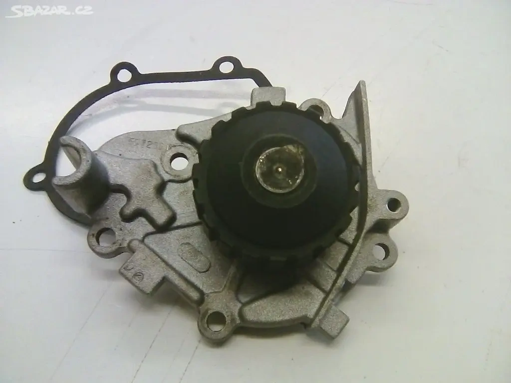 NISSAN MICRA vodní čerpadlo