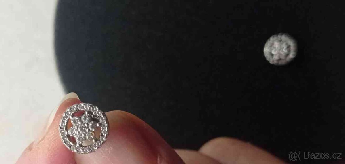 Prodám stříbrné náušnice - průměr 9mm