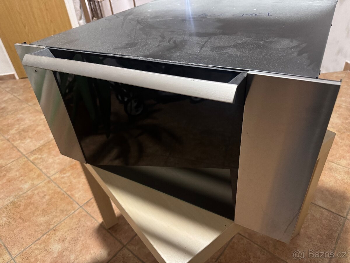 Ohřívač talířů De Dietrich DWD729X