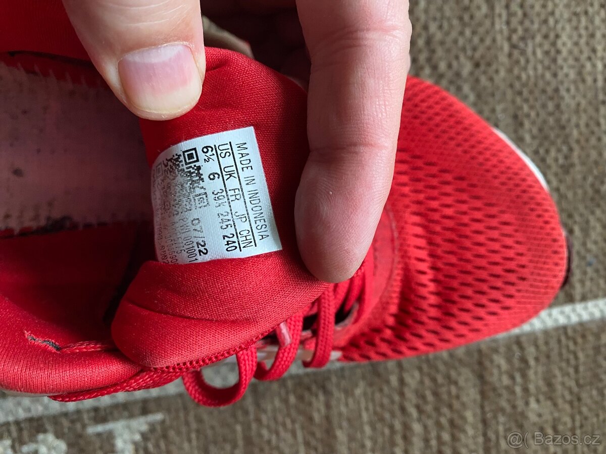 Chlapecké boty Adidas 39 1/3 - sleva