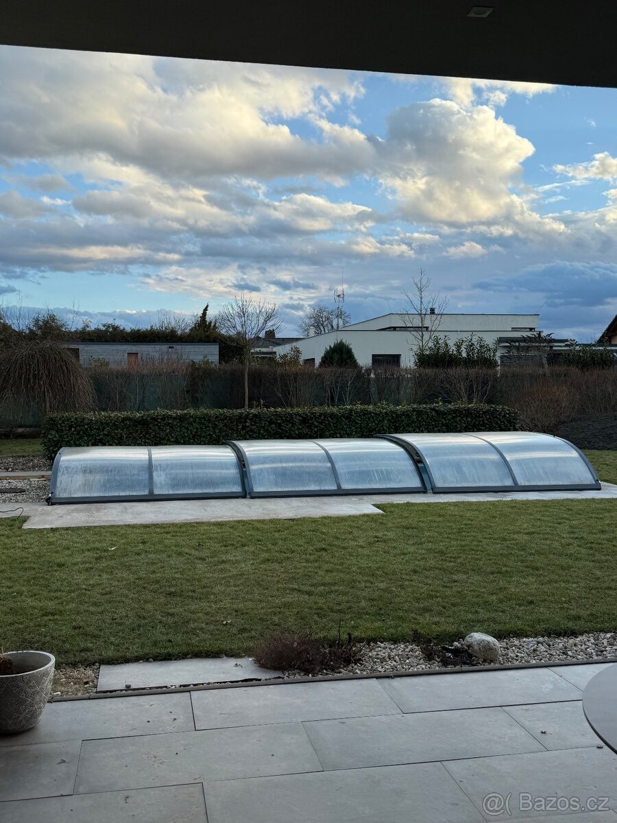 Prodám zastřešení na bazén použité