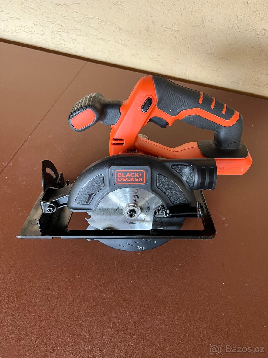 Kotúčová píla Black&Decker BDCCS18