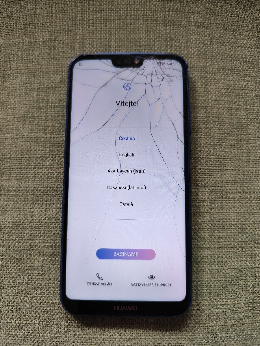 Mobilní telefon Huawei P20 lite