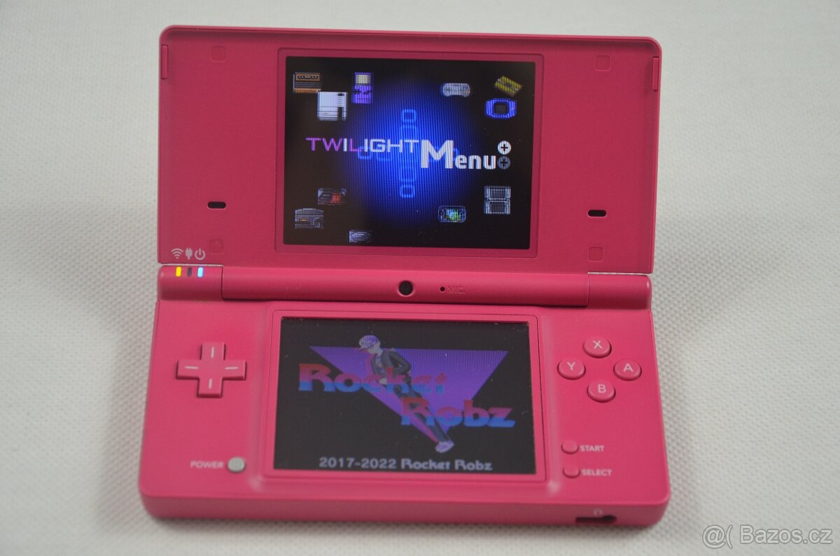 Nintendo DSi Pink + 16GB paměťová karta s Twilight Menu++