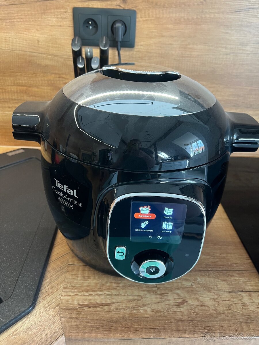 Multifunkční elektrický tlakový hrnec Tefal+Kuchyňský robot