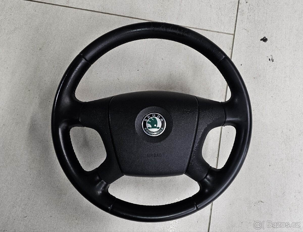 Kožený volat Škoda Octavia 2 včetně airbagu