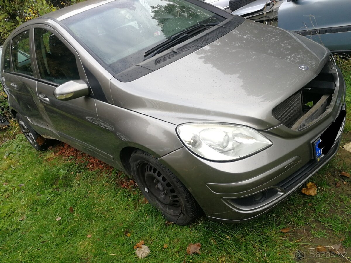 Mercedes B 180cdi w245 díly