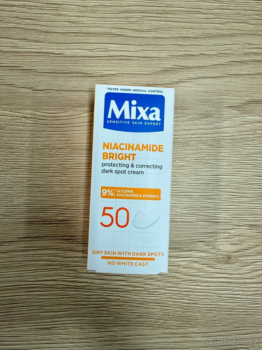 Univerzální krém Niacinamide Bright SPF50 zn. Mixa