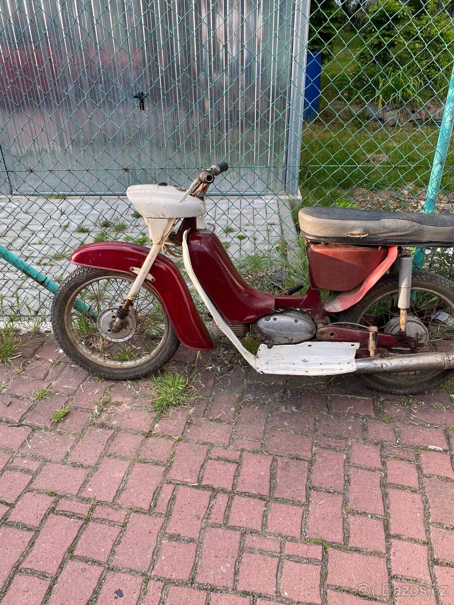 Jawa pionyr torzo bez tp