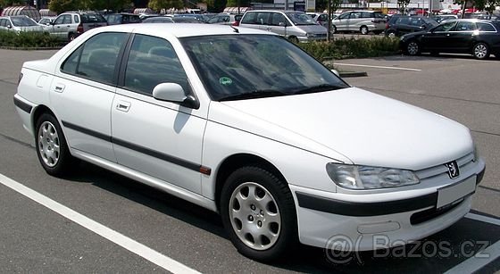 Čelní sklo na Peugeot 406