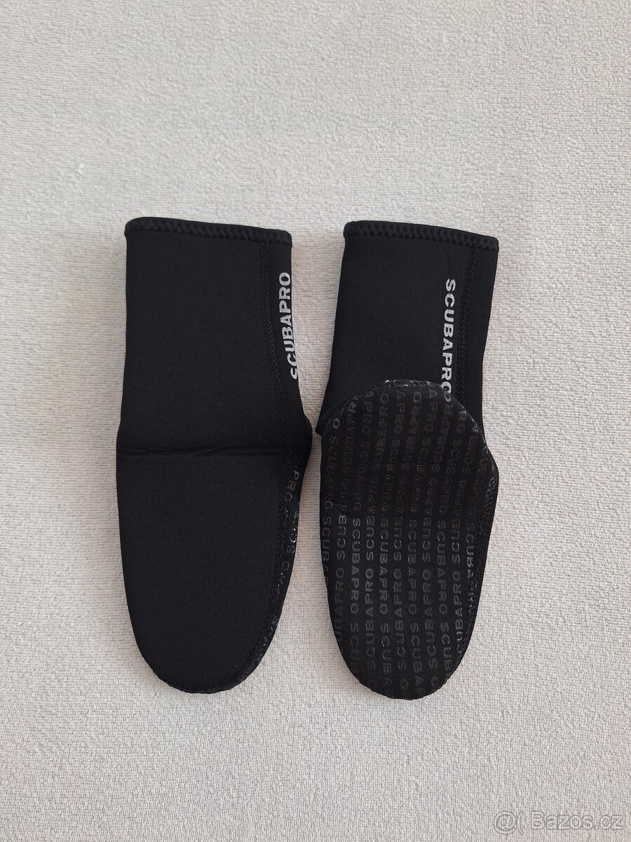 Neoprenové ponožky, vel 35