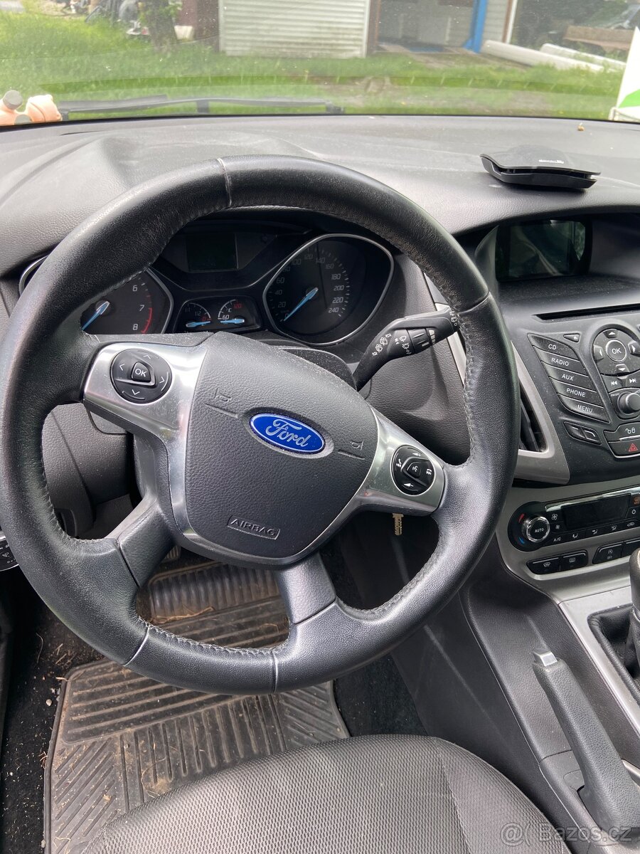 Volant Ford Focus