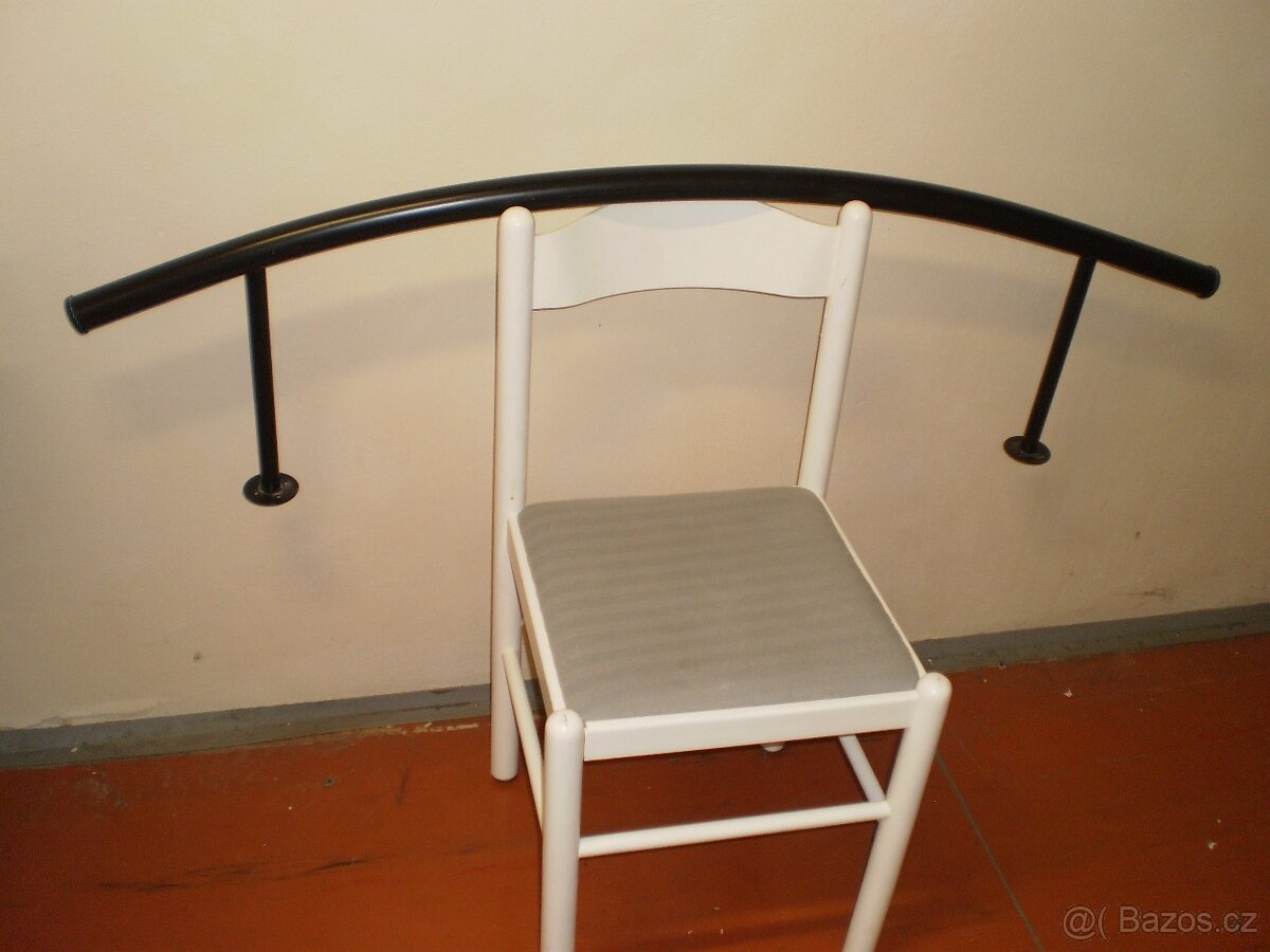 Železný rám z trubek