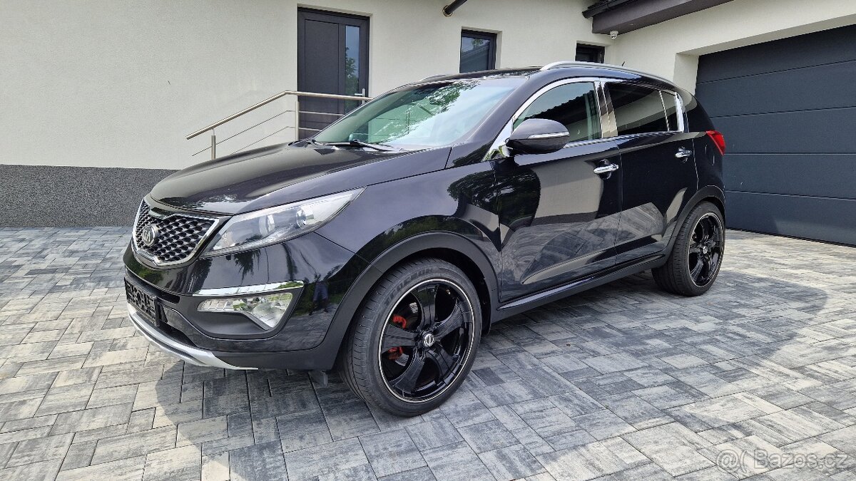 KIA SPORTAGE 1.6 GDi 99 KW.NAVI.KAMERA.TEMPOMAT.TAZNÉ.8x ALU