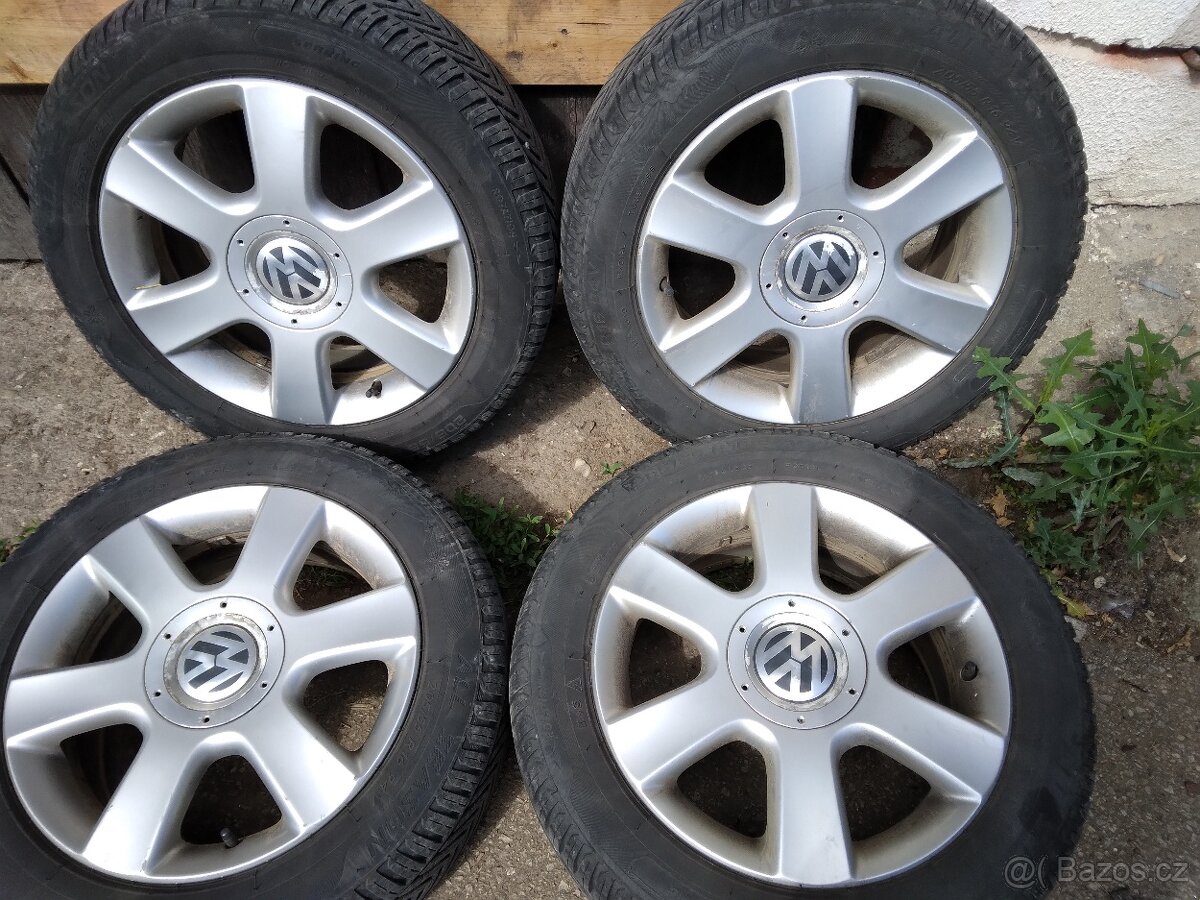 Alu kola VW 5x112 ET50,+zánovní celoroční pneu 205/55/16