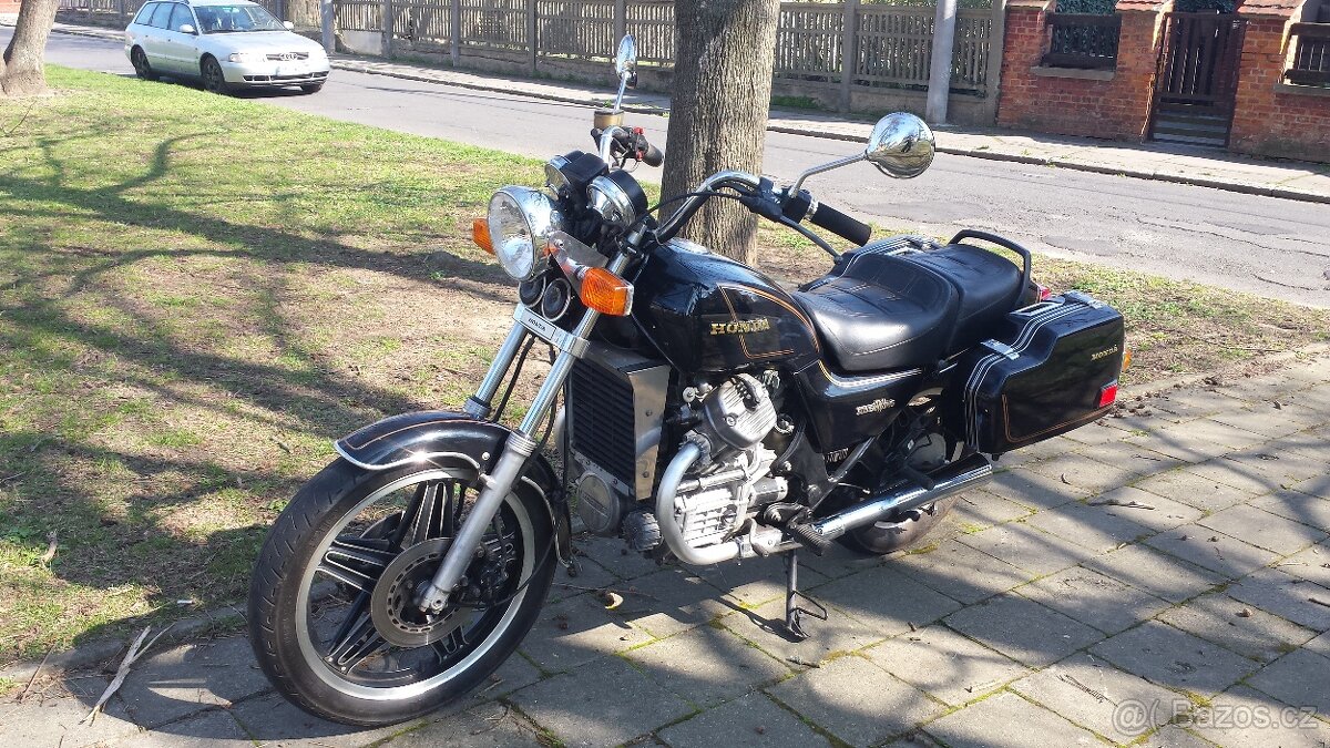 Honda CX 500 Silwer wing