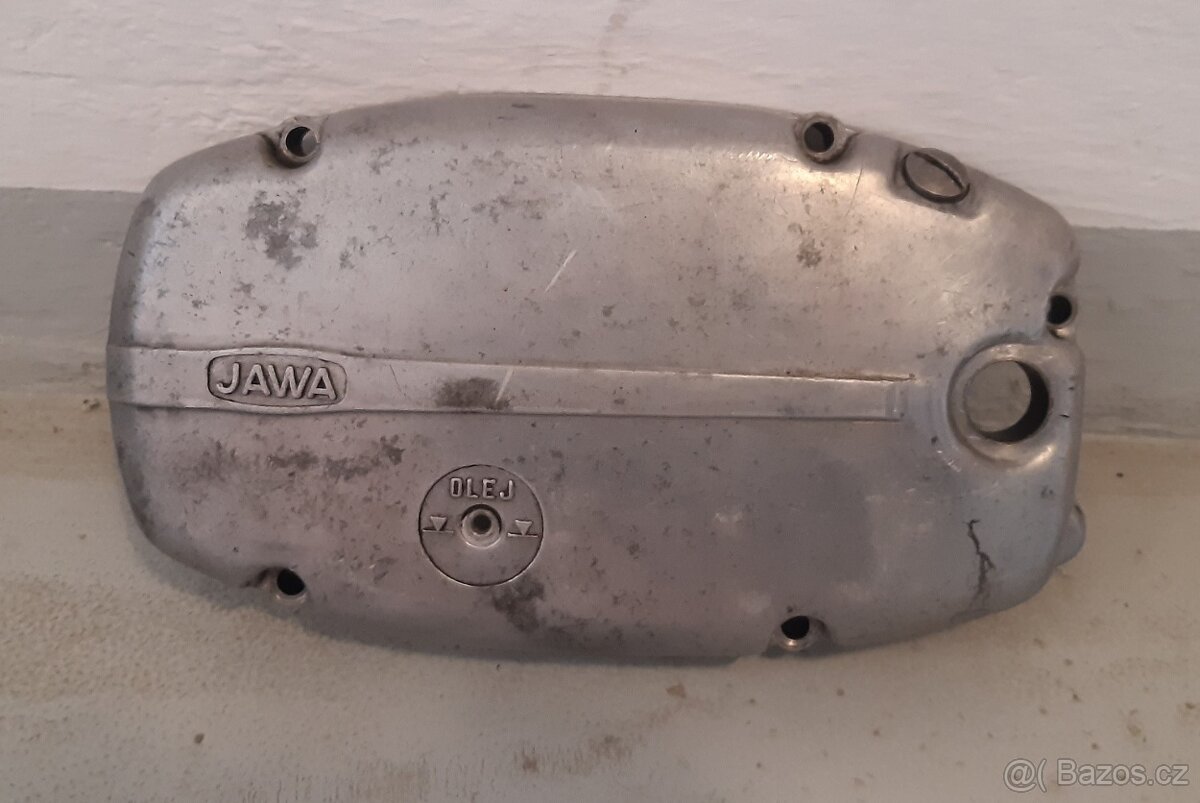 Jawa 350/634 - levé víko motoru