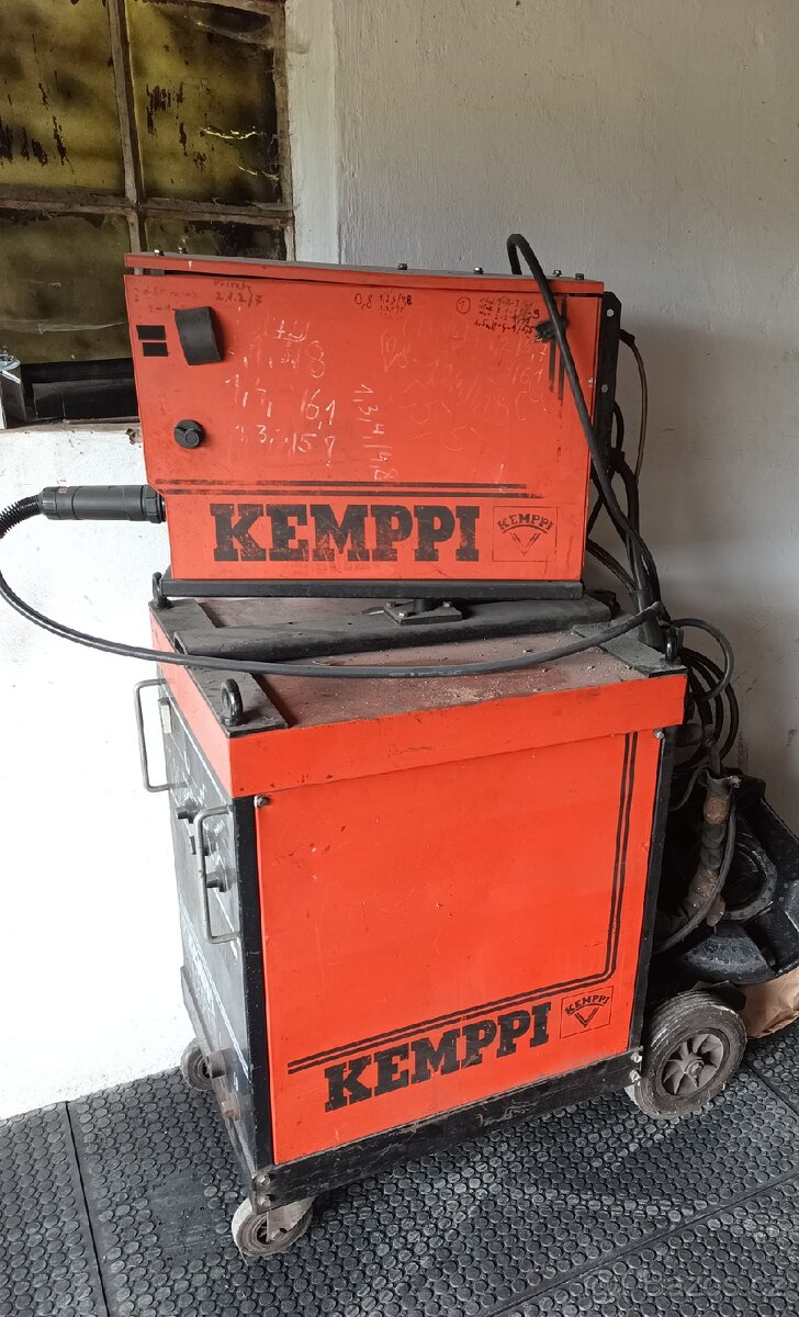 Svářečka CO2 KEMPPI