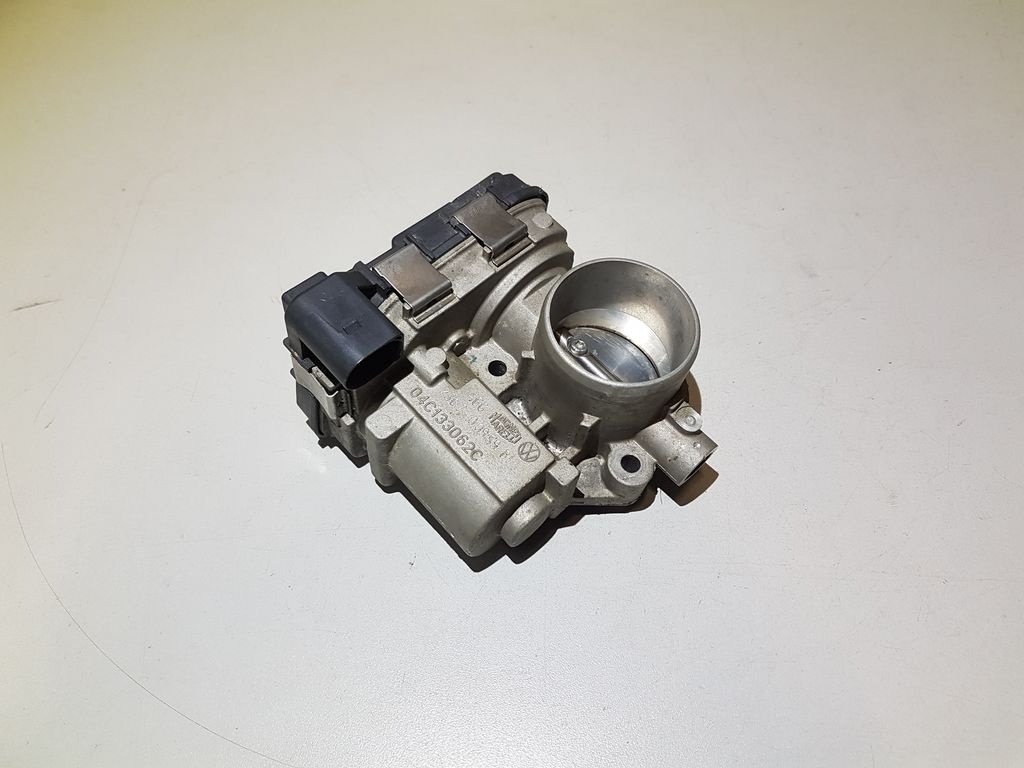 Škrtící klapka 04C133062C Fabia III 1,0 TSi 5600 km