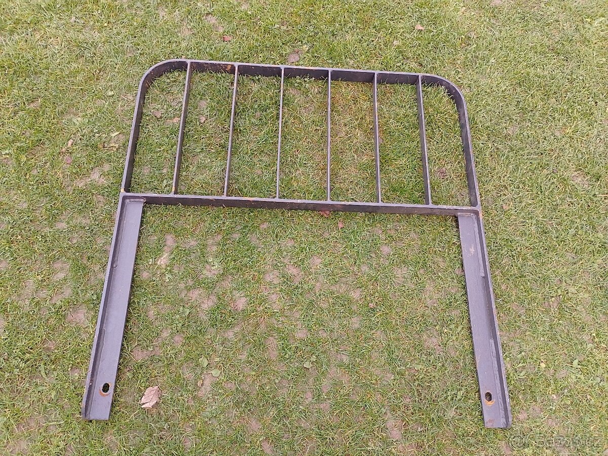 Ochranný rám pro paletyzační vidle