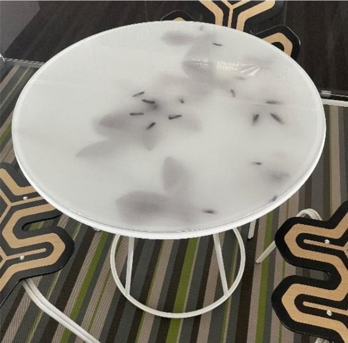 Luxusní designový stolek stůl skleněný Moroso