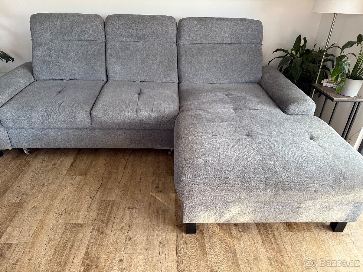 Rozkládací rohová sedací souprava