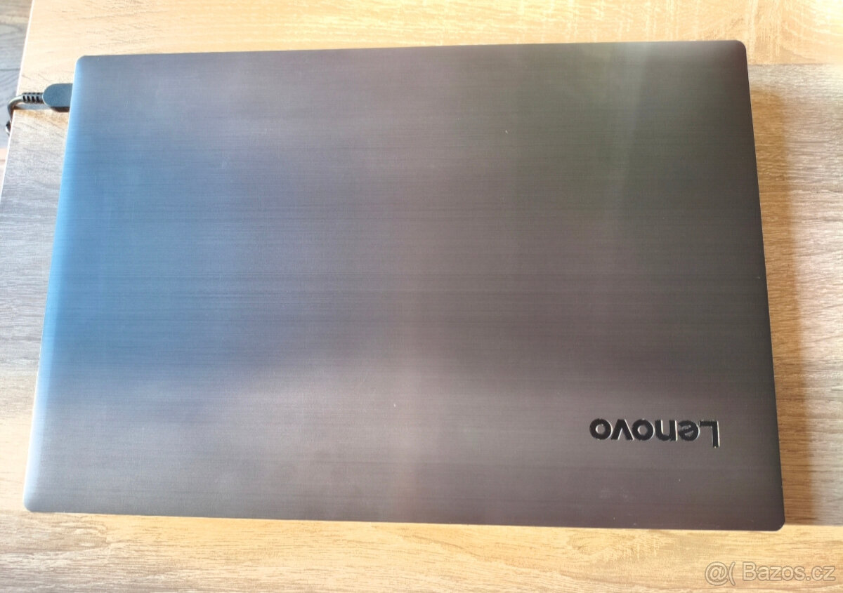 notebook Lenovo V330-15IKB, SSD 250GB, 15,6" LCD