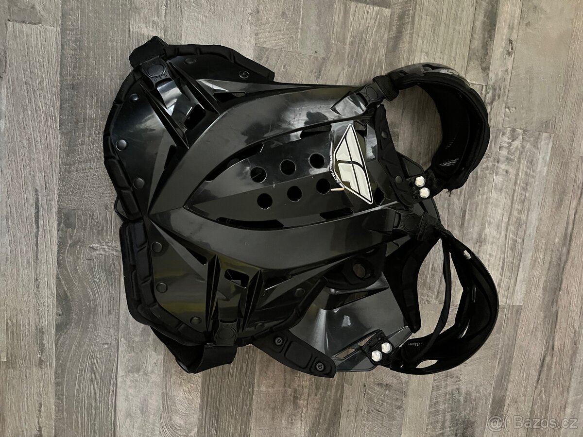 Mx chránič hrudníku