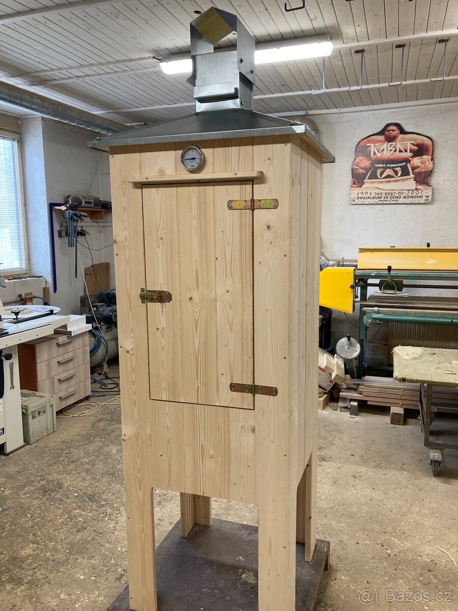 Dřevěná udírna pro DYMBOX