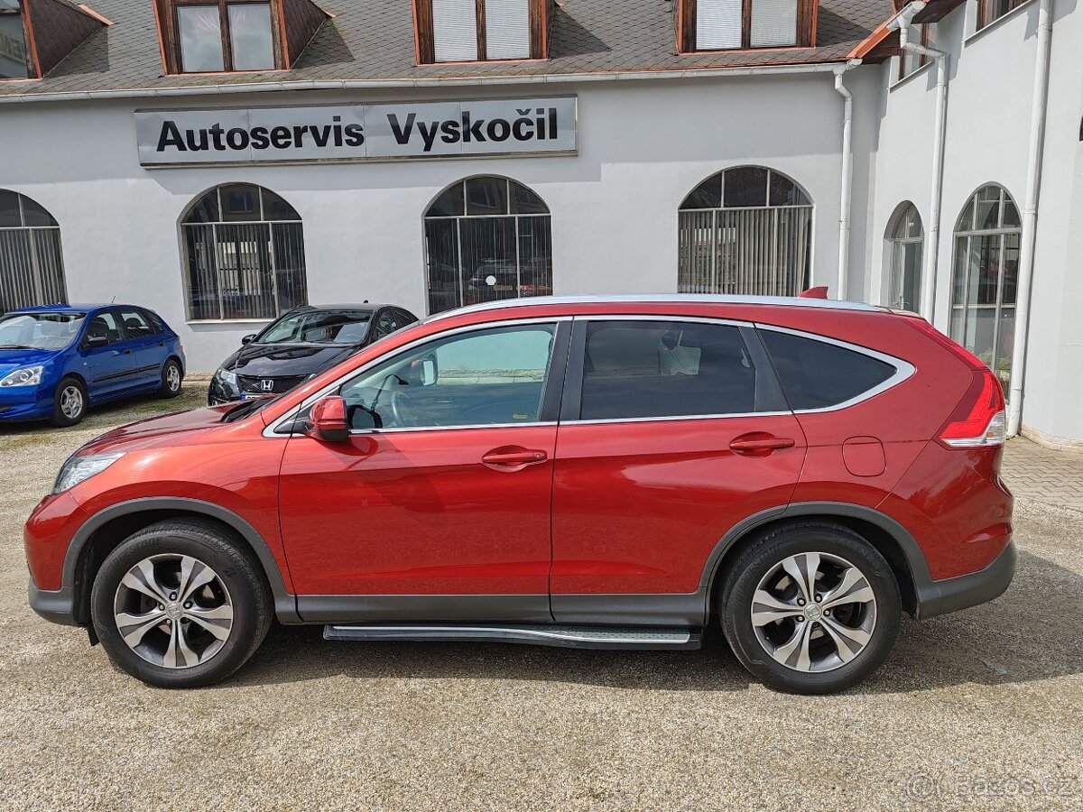 Honda CR-V 2.0 MT Lifestyle 2013, původ ČR pravidelný servis