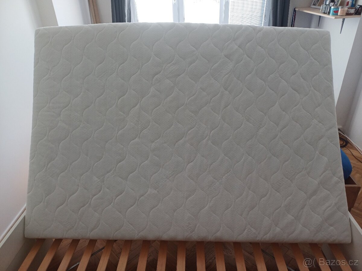 Postel (200x140), 2 x Rošt, Matrace