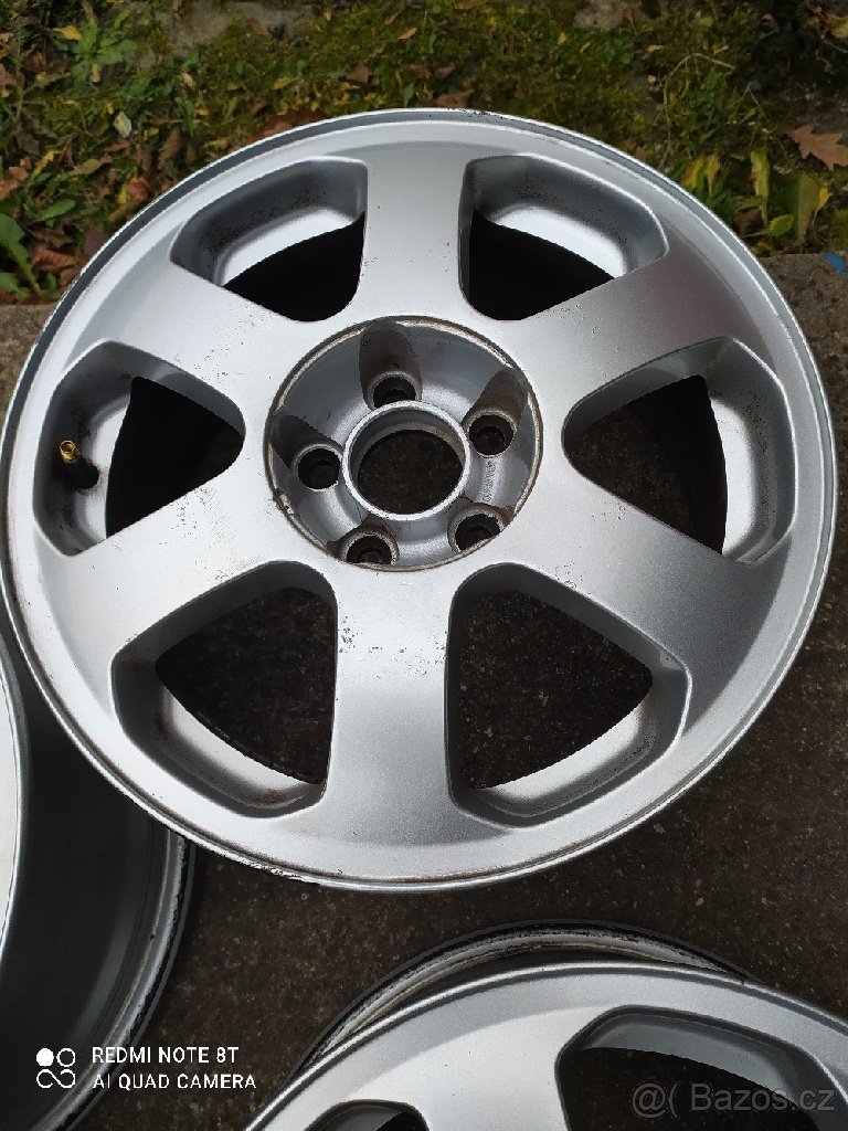 Prodám 4 ks alu Octavia 1, 5 x 100,