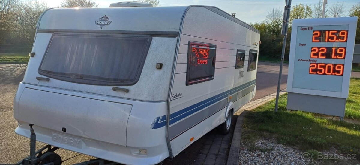 Obytný karavan HOBBY 560 EXCLUSIVE