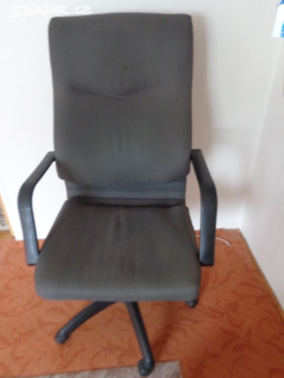 Židle k PC