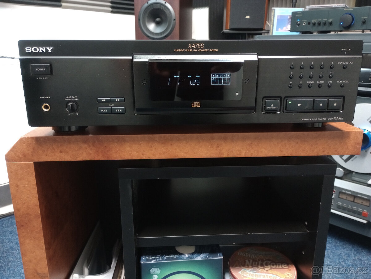 Sony CDP-XA7ES CD Player.