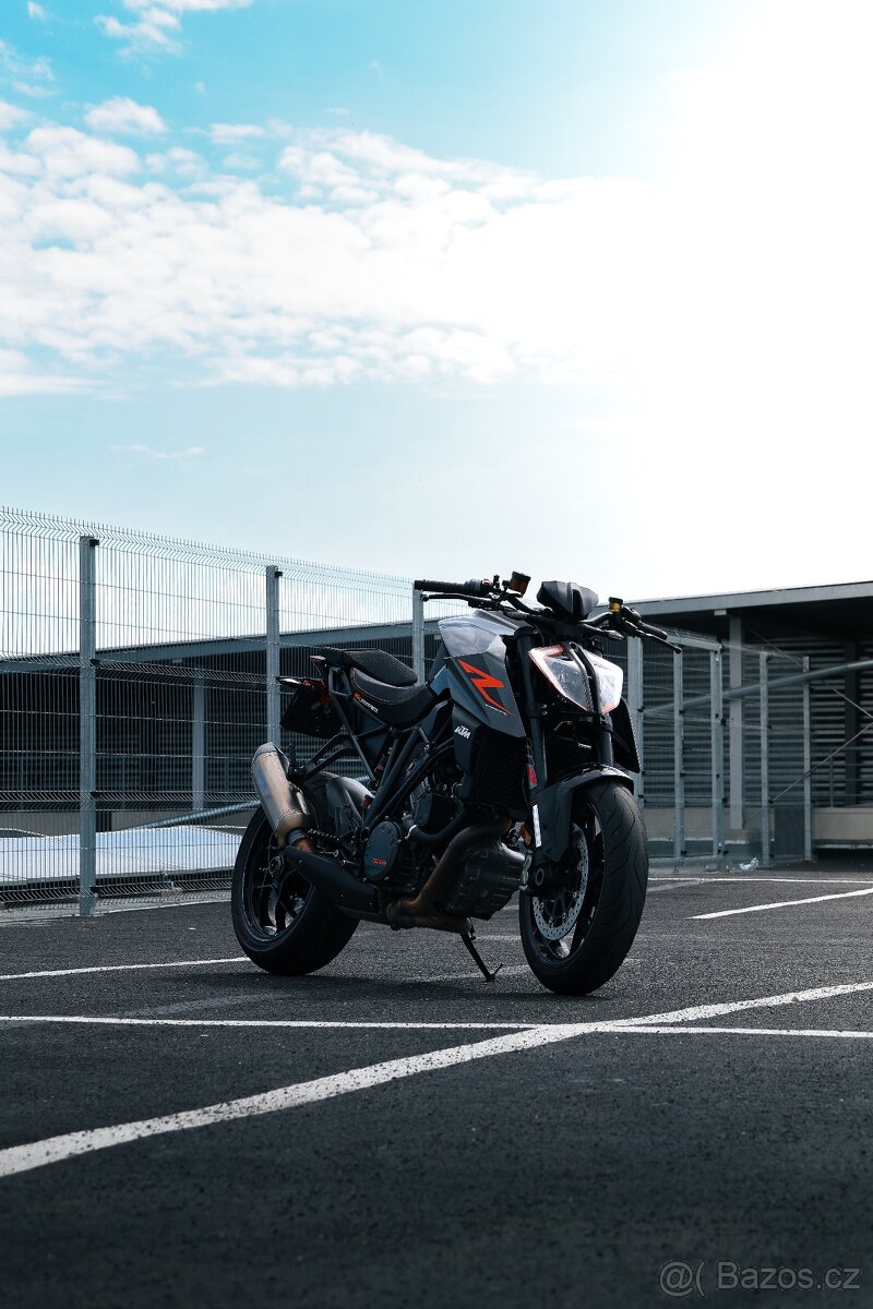 KTM Superduke 1290r