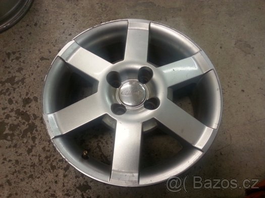Nabízíme sadu použitých ALU disků Ford Original