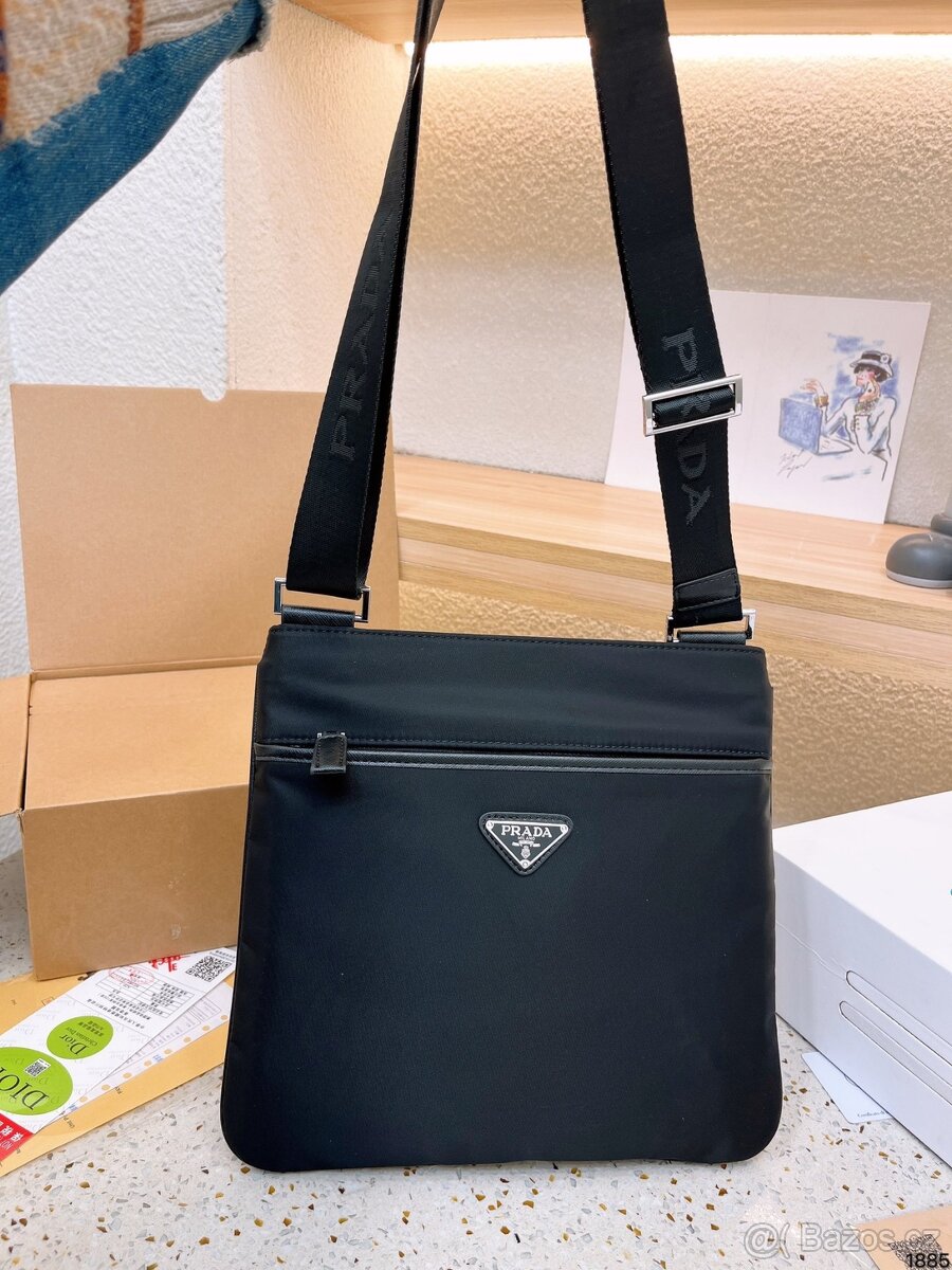 Taška messenger Prada