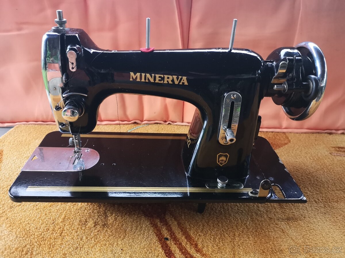Šicí stroj Minerva