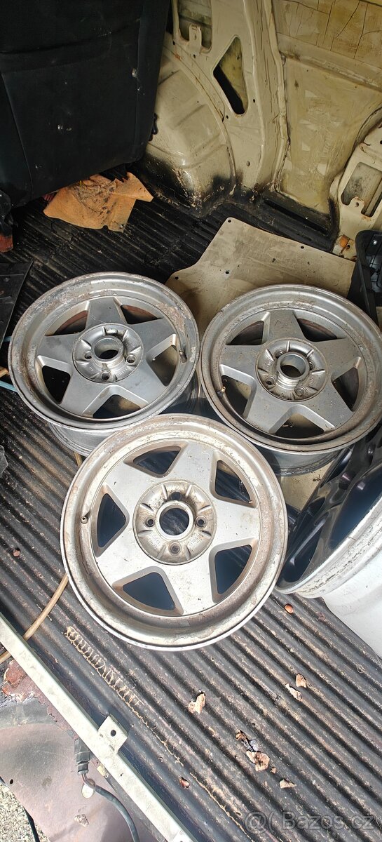 Ats 4x100 r15