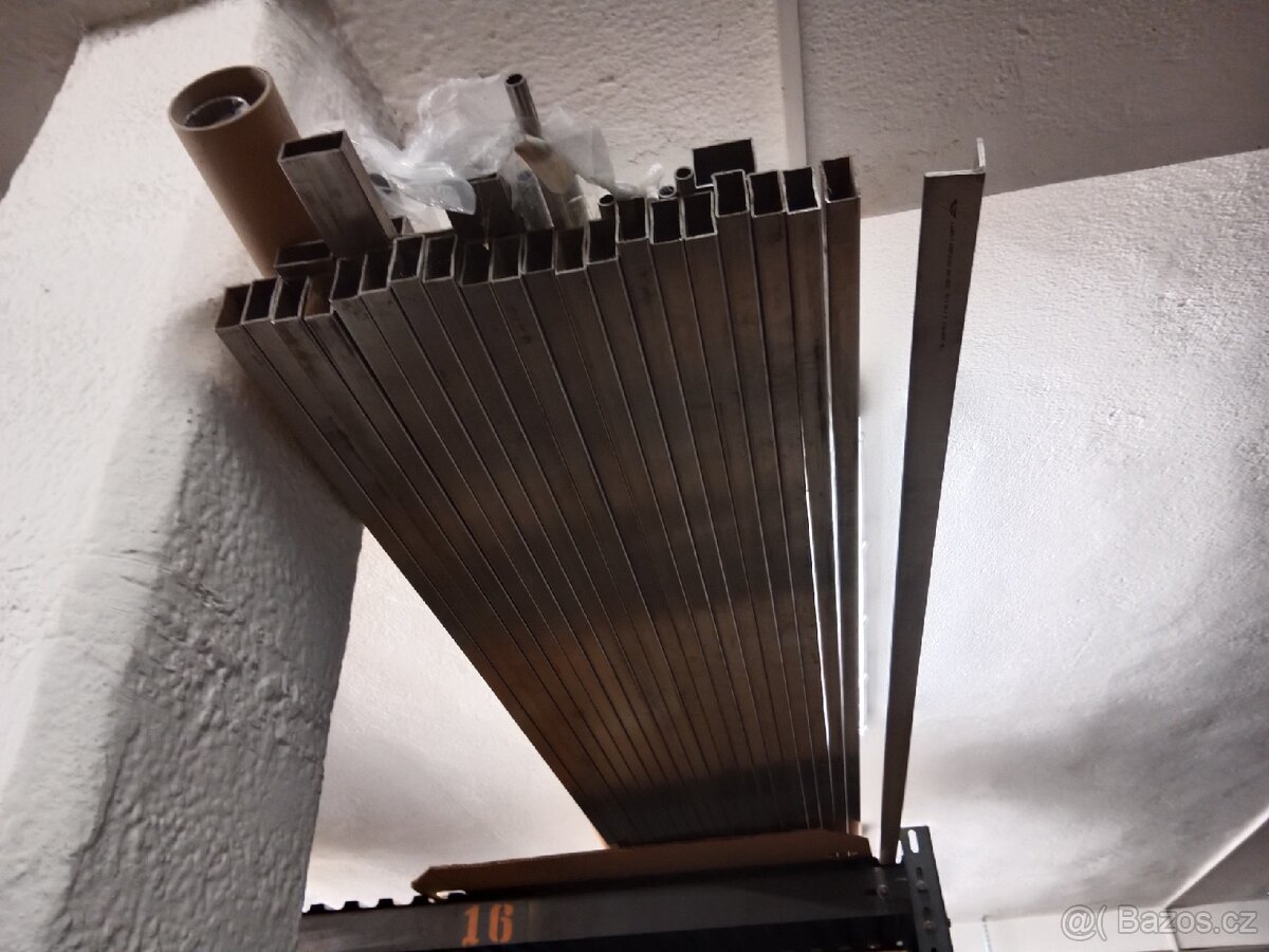 Nerezový jekl 40x20x1.5 , 1.4301